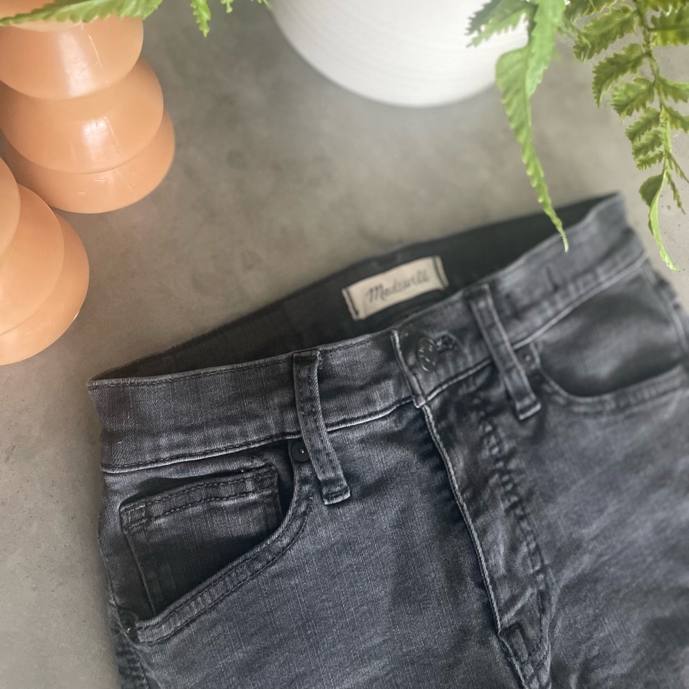 Madewell 9” Mid-Rise Skinny Jeans, Size 24, black/grey washed